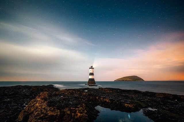 Faros | 49k Noticias
